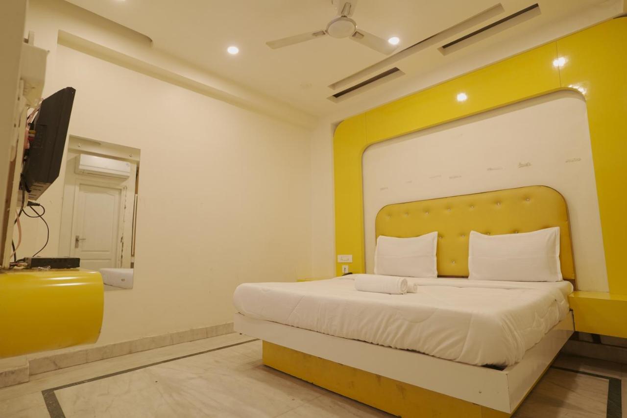 Hotel Leo Continental New Delhi Exterior foto